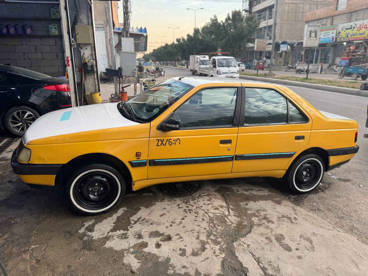 بيجو405 جاهزه حداديه تدفئه تبريد محرك  بيهه جاملغ خلف طخه بسيطه  السايق ب37 بيه مجال بسيط مكاني كربلاء السياره احله من الصور  ***********
