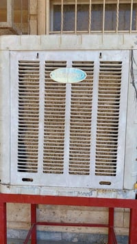 مبرده سعودي كبيره الحجم نظيفه ب100  بوفيه صاج عراقي ب100  07804015442