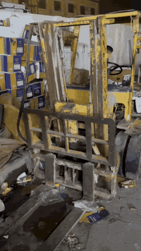 السعر 1100 مليون وميه قفل  07700025282