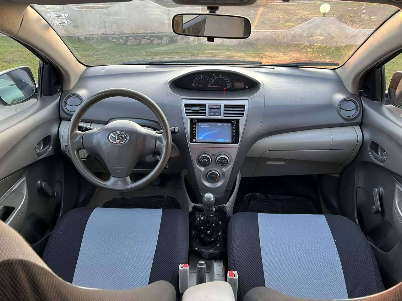 یارس مۆدیل 2009گێڕعادی 2پارچی بۆیاخا بێ دەعمو بێ ئەڕباک سەنوی ماوێتی ڕەقم باریک بەناو خۆمانەوایا سعری 68گڵا شوین چەم چەماڵ***********
