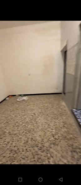 #للبيع_بسعرمناسب
سلام عليكم للبيع بيت مساحه100مترمسلح نضيف جدا  طابو في التاجيات منطقه ام الجدايل داخل الفرع قريب على الشارع العام رابع بيت محجوز للاستفسار اكثر ***********
