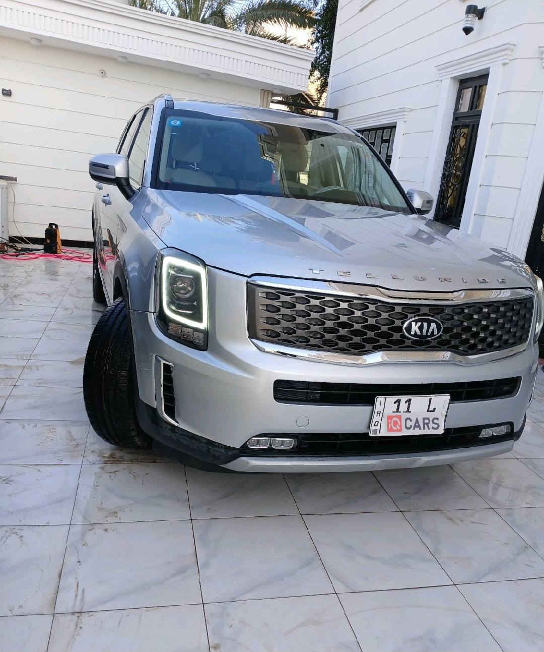 للبيع كيا تلورايد 2020 LX السياره خليجي ام الضمان الدولي رقم بغداد الجديد السياره نص فول
1- كروز سرعة
2- كاشف ضباب 
3 -كامره خلفيه 
4-حساسات خلفيه 
5- سستم ايرباك 
6- شاشه اندرويد اوتو وابل كار بلي 
7- 4 وضعيات قياده 1-سبورت 2-يكو 3 نورمل 4 اوفرود 
8- ويل حجم 20
9-تبريد 3 قطع 
10-التحكم في الصوت 
11-شاشه اعطال 
12-مري كهرباء قلابه 
وبعد بيه هواي مواصفات السونلر موجود السياره كفاله عامه من عده خسفه بسيطه بالبونيد وباقيه على وضعه اليساره خير من الله ممشه السياره 80 كم العنوان ذي قار الشطره الستفسار التصال على الرقم او مراسله على الواتساب *********** والسعر 285 وبي مجال بسيط
