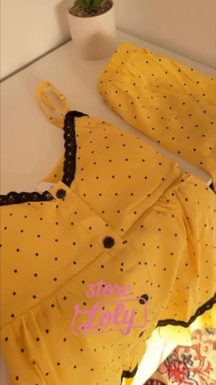تراك كريشه 3 قطع
 فقط M L
السعر90الف بسسسس


**إذا كنت صاحب هذا الإعلان وتريد حذفه لأي سبب، رجاءا أرسل رسالة إلى الدعم الفني**