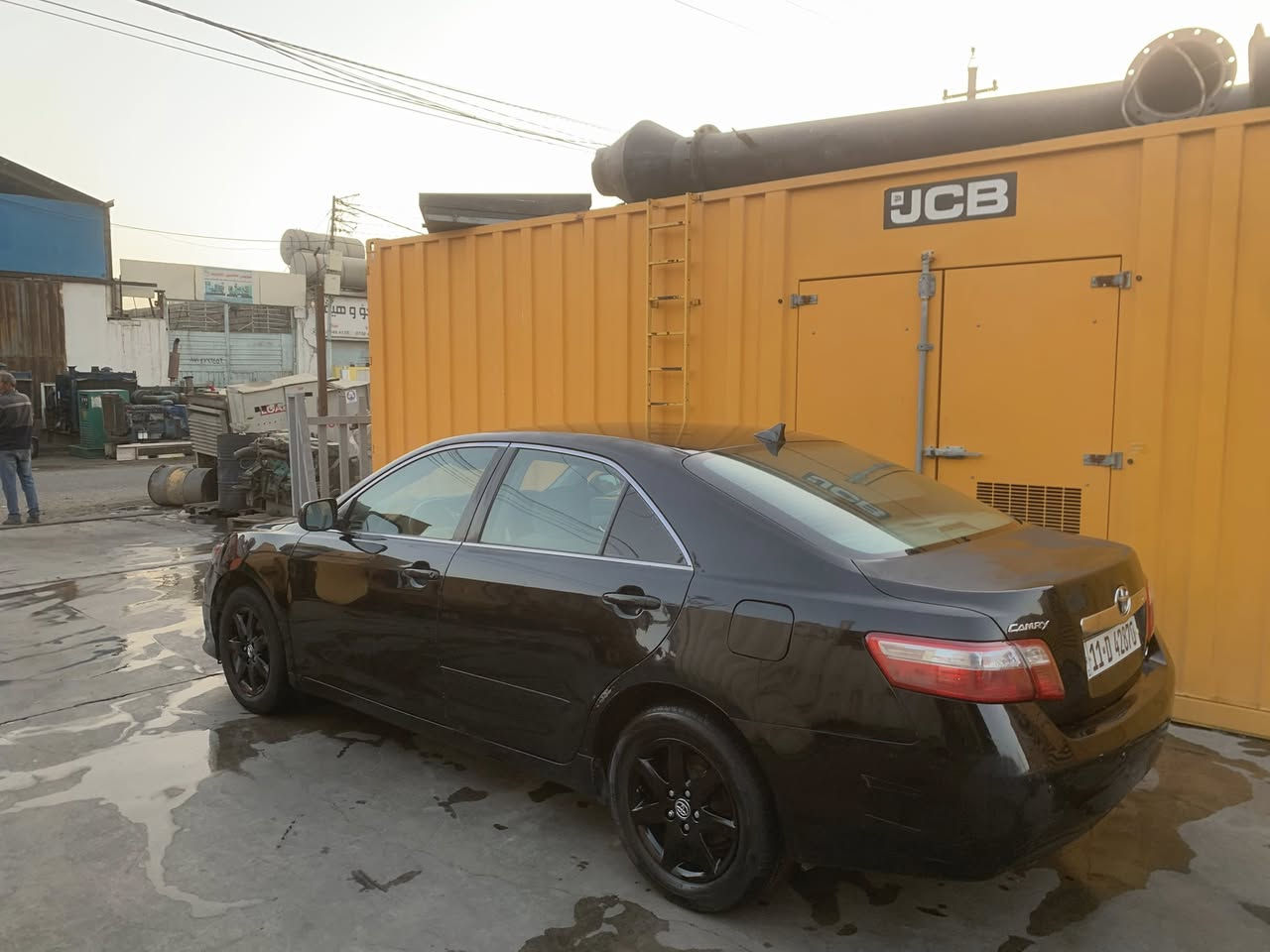 كامري 2009  حادثها
جاملغ خلفي جهه سكن صبغ+ بابتين خلفي امامي جهه سكن مبدلات بلادي باقي الكشر بيه ملاحظات بسيطه
محرك مبدل كازكيت شرط بدون تبخير بدون تنقيص 
صرفيتها حسب الكتلوك كل 100 كيلو 10 لتر
سعر 93 وبيها مجال
***********
 ابيع مستعجل رقم بغداد ثاني يوم احولك
