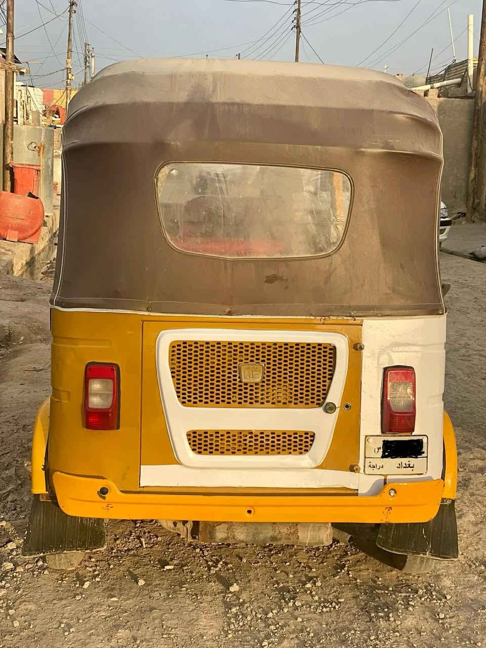 سلام عليكم تكتك للبيع موديل ٢١رقم وسنويه تحويل ثاني يوم تكتك بيها ضربه بل صفحه ومعمره صبغ عام مكينه تنقص سعر وبيها5800 مجال شراي هاذ رقم   بغداد النهروان‏‪0778 348 2080‬‏
