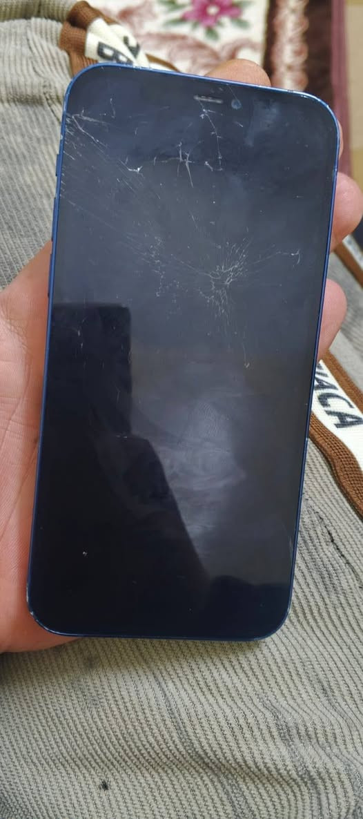 سلام عليكم ١٢عادي ذاكر ١٢٨ تك سيم الجهاز مبدل شاشه اصليه شرط الاصيله مال شركه وبيها فطر بل كلاس يعني تبدل ب ٢٠ الف بطاريه ٧٧  جهاز فول فول السعر ١٦٠ وبي مجال حك جيه فقط مكاني ايمن حي دورت الرساله


**إذا كنت صاحب هذا الإعلان وتريد حذفه لأي سبب، رجاءا أرسل رسالة إلى الدعم الفني**