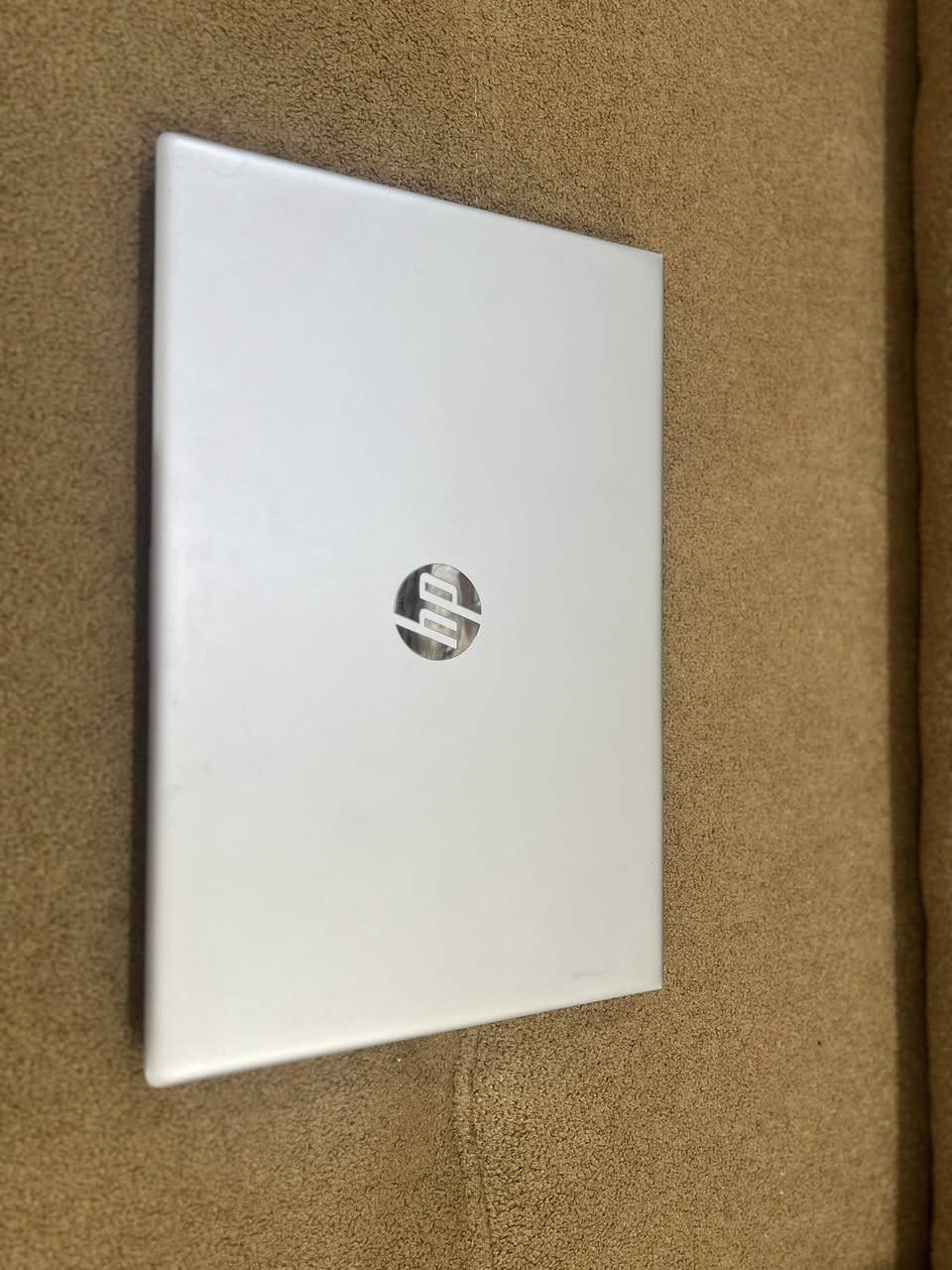 🔹 للبيع لابتوب HP ProBook
🔹 المعالج: Core i5 جيل ثامن (8th Gen)
🔹 الرام: 8GB
🔹 الهارد: 256GB SSD 
🔹 الشاشة نظيفة ووضوح عالي
🔹 الجهاز شغال مابي اي مشكال
🔹 مناسب للدراسة، الأوفيس، التصميم الخفيف، واليوتيوب
🔹 ويندوز منصب وجاهز للاستعمال
مكاني بغداد الغزاليه سعره 250 وبي مجال بسيط


**إذا كنت صاحب هذا الإعلان وتريد حذفه لأي سبب، رجاءا أرسل رسالة إلى الدعم الفني**