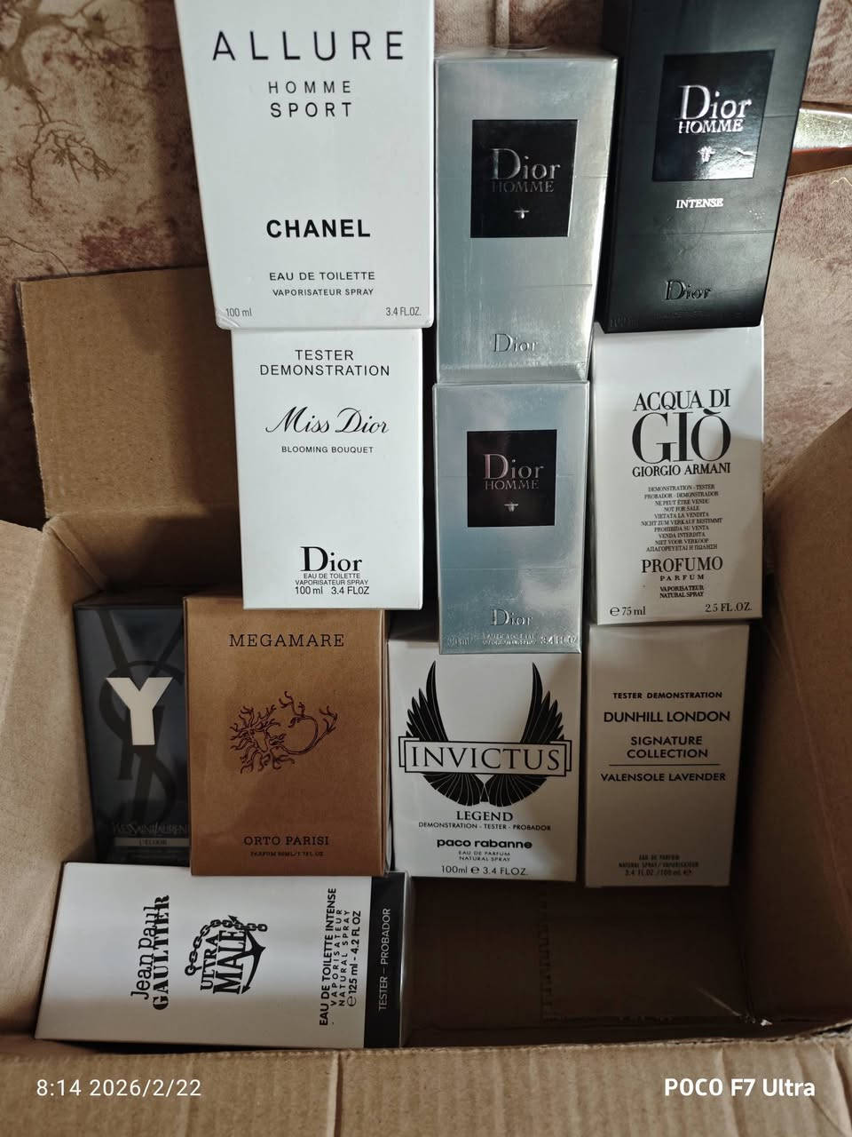 السلام عليكم اخوان  عندي مجموعه عطور اوربيه تيستر أوربي استيراد امزون 😍 صناعه فرنسيه العطور أداء قوي جدا ثبات وفوحان عالي. عدد 12  عطور رجالي ونسائي 😍�
متوفر خدمه توصيل لجميع محافظات العراق 
رقم الهاتف ***********
