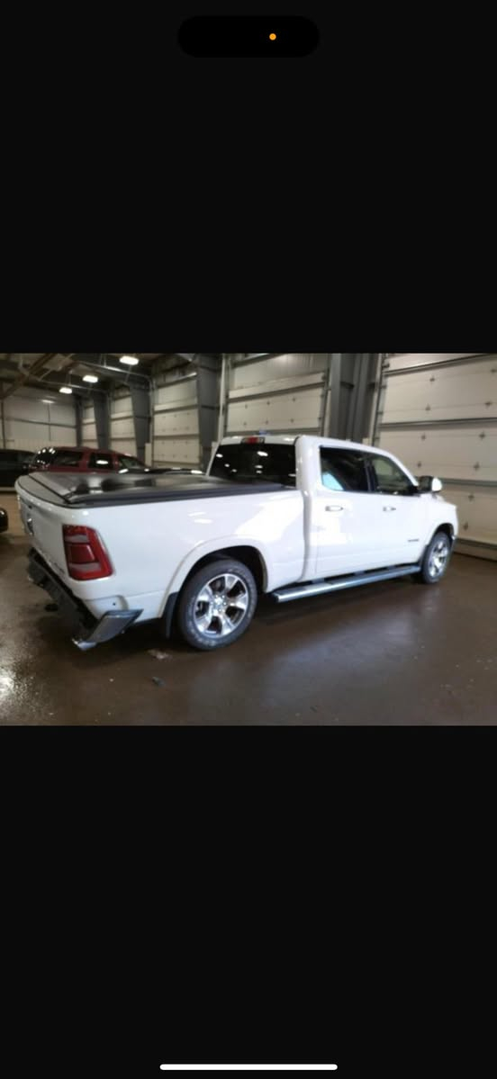 سلام عليكم

رام بك لارامي   🖤🔥
الموديل : 2022
ضربته صندوق 
باب طويلة ، بودي طويل 

العداد :  54الف ميل🌹
المحرك : V8 5.7L . 🚀
المواصفات :🔥. 
* نظام ملاحة GPS .   .
* المصابيح الأمامية زنون .
* كشافات الضباب زنون . 
* المصابيح الأمامية LED .
* المصابيح الخلفية LED . . 
*رادار امامي وخلفي
* دخول ذكي (بصمة) . 
* تشغيل عن بعد .. . 
* تبريد مقاعد 
تدفئة  مقاعد . 
* تدفئة ستيرن . .
* نظام خرائط  GPS . 
* حساسات امامية .
* حساسات خلفية . 
* كاميرا خلفية . 
* دوسات جانبية . 
* تبريد  خلفي . .
* منظومة كاملة لقطر العربات . 
اوتو ستوب 
* الشباك الخلفي كهربائي . . 
* هاند بريك كهربائي 
السعر؛: 335
مكان السيارة بصرة 

***********
