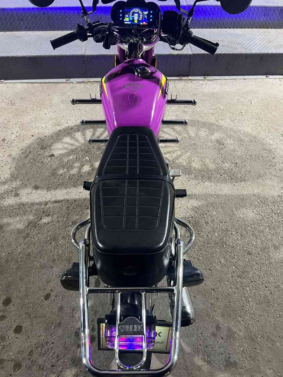 السلام عليكم دراجةايراني للبيع موديل 25 المحرك 200cc كفالة عامة تجي تفحص بعينك وتشوف سويجات 2 اي نقص ما بيهة اوراق كاملة
رقم الهاتف ***********واتساب فقط 
العنوان جسر المثنى قرب جزيرة بغداد السياحية 
السعر 950وببهة مجال حك آلجية 🥇
