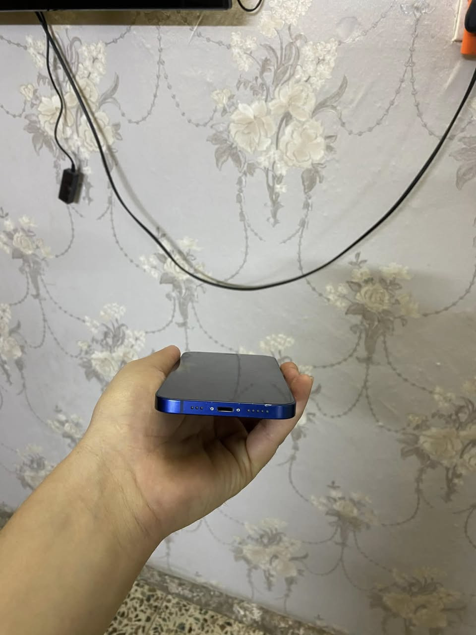 السلام عليكم
ايفون ١٢عادي بلادي 
كلشي مابدل بي
الجهاز مفتوح تخطي انتبه تخطي
ذاكره ٦٤ 
بطاريه ٧٩ 
سعرة ١٥٠ 
بغداد الامين


**إذا كنت صاحب هذا الإعلان وتريد حذفه لأي سبب، رجاءا أرسل رسالة إلى الدعم الفني**