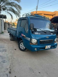 ام عيون 2002 رقم بغداد دولي باسمي  هزة وفحص وسنوية ورقم جديد  كير ومحر...