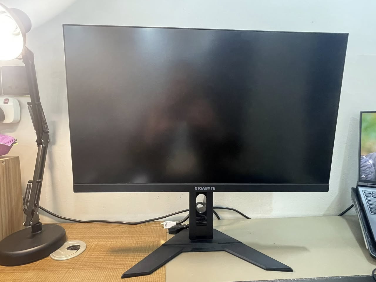 للبيع gigabyte m27ua 4k
160hz استخدام قليل اخو الجديد


**إذا كنت صاحب هذا الإعلان وتريد حذفه لأي سبب، رجاءا أرسل رسالة إلى الدعم الفني**