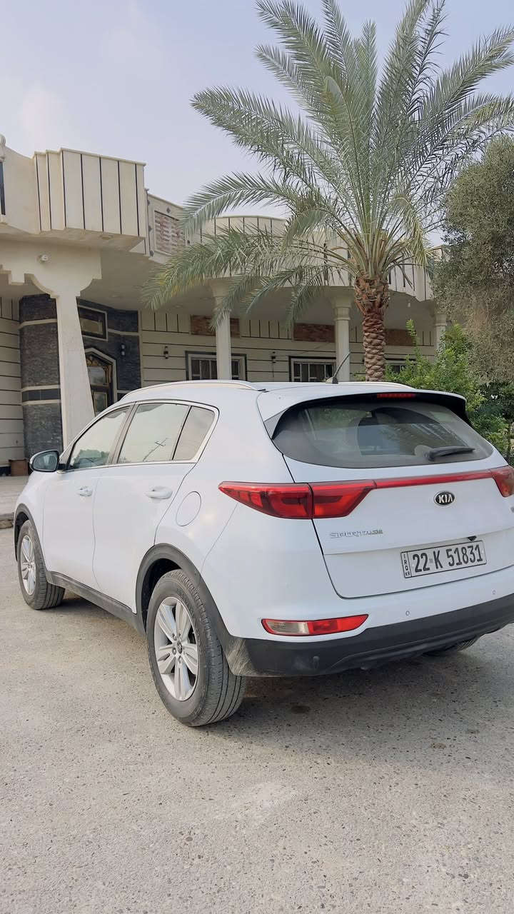 السلام عليكم
كيا سبورتج 2018 

 

خليجي مكفوله /السعر 170 بيها بارد قليل بالباب 

 

السيارة بأسمي بس تحويل بدون وكالة 

 هـ ***********

مكاني فلوجة -بغداد
