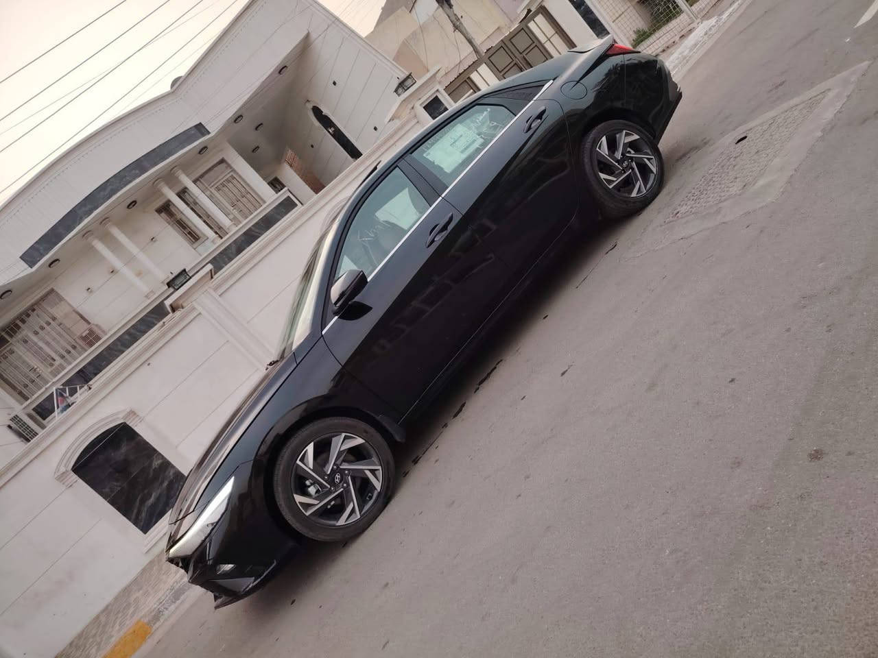 سلام عليكم
للبيع النترا هايبرد موديل 2025 دخول جديد

رقم بغداد بأسمي ماشيه 6000 لف يعني زيرو

ضرر السيارة تبديل قبق جنطه نفس اللون

جاملغ خلفي أيسر نفسه مصلح ومصبوغ

بدون ايرباك رقم شاصي وصور الحادث خاص

مواصفات السياره

تحكم استيرن جهتين

شاشه كبيره كامره دوار

تحديد مسار اشاير بالمري

كشنات تدفئه استيرن تدفئه

رادارات جانبيه وخلفي امامي

شحن السلكي لد خلفي وامامي

ابواب بصمه درحيب تبريد بيانو 

تشغل عن بعد سايد بريك كهرباء

كشنات جلد بيجي ورصاصي

بصمه فتحه

السعر 153 وبيه مجال بسيط 

مكان السياره بغداد حي العامل

اتصال على هذا الرقم *********** وبي واتساب بغداد, العراق
