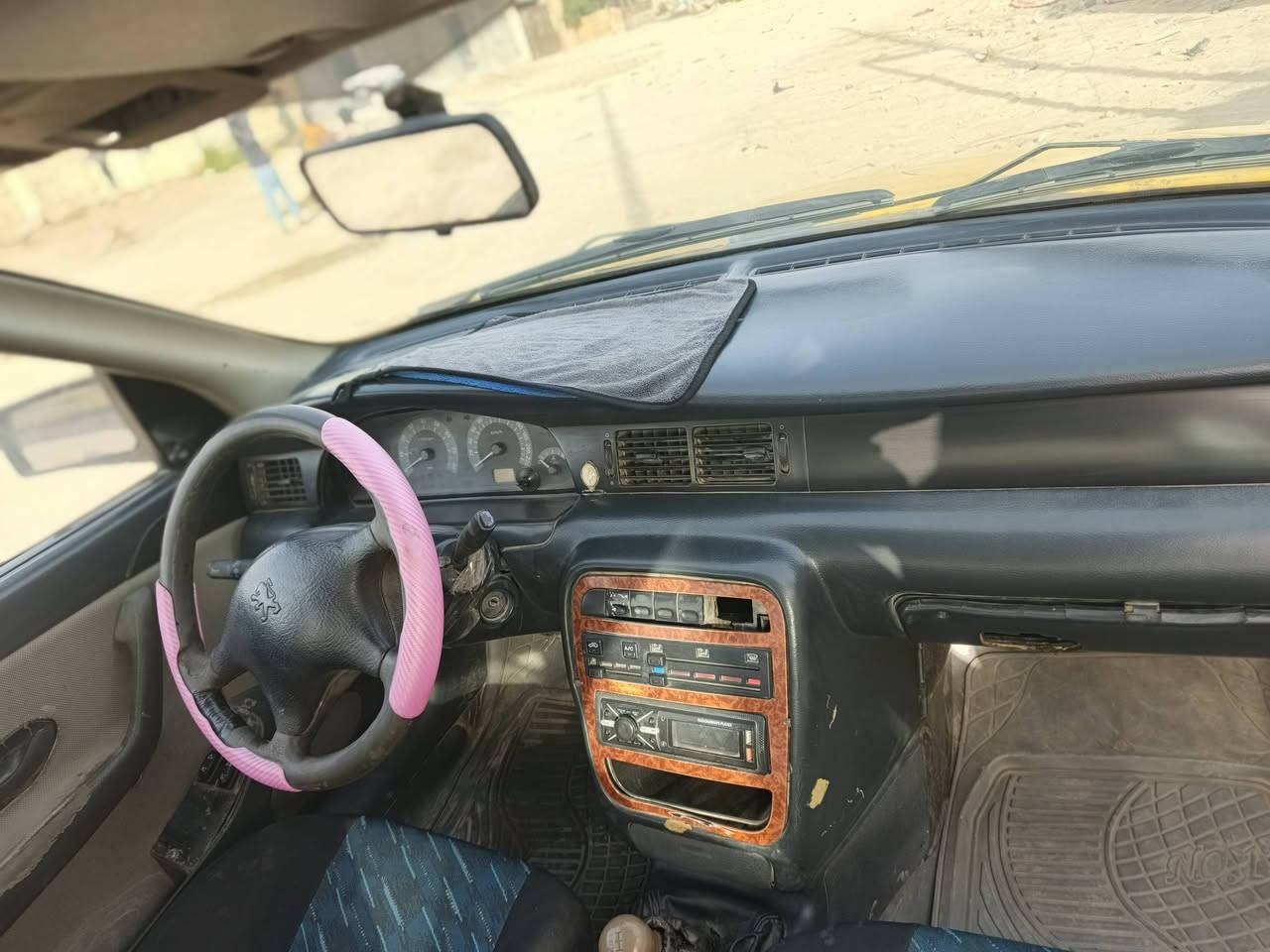 سلام عليكم سياره سمند موديل 2010 جاهزه كير مكينه ضفيره  تبريد حداديه   جاهزه السياره وخير من الله تحويل مباشر    سعر مناسب 

 مكان السياره ناصريه مركز ***********
