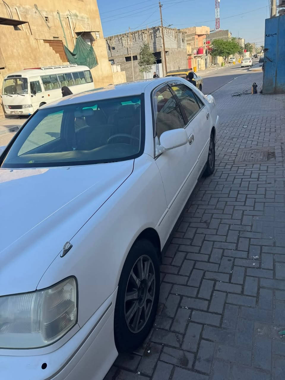 جنون ادوات ٤ دكم ديفور الكبير كصه قماره فقط سياره جاهزه من كلشي ب55 وبيه مجال العنوان البصره القبله ***********
