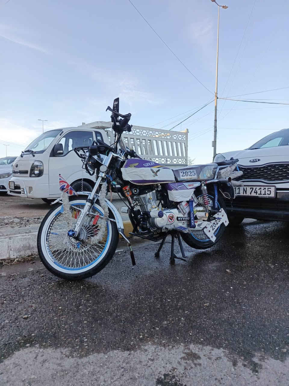 يالله
تايكر ٢٥  يجي ٥ كير 
نضافه فوول 
مجمبز ومزود ع حسب الاصول 
دسك خلفي تزويد 
مري شبح 
فدراليات بي ١٤ فدراليه 
نشرات 
صالنصه رؤاضي 
دراجه مفوله تزويد وجمبزه 
للمراوس بسولنك ٢٠٠ سي سي مجمبز 
موقعي رمادي تاميم 
رقمي واتساب فقط مراسله ***********
