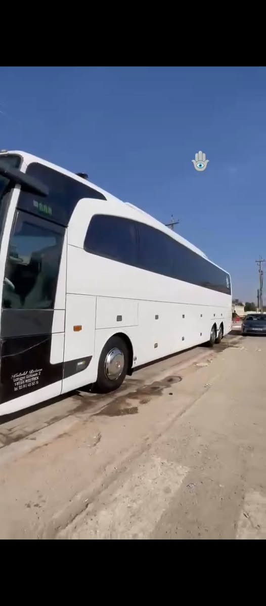 السلام عليكم باص ترفكو للبيع مشموله قرار 48تخم تاير جديد فاتح 6وياله حداديه جديده  مكينه جديده سياره بيها تئمين على سعوديه سياره حلوه خير من الله بيع او مراوس ب كوستر رقم ***********
