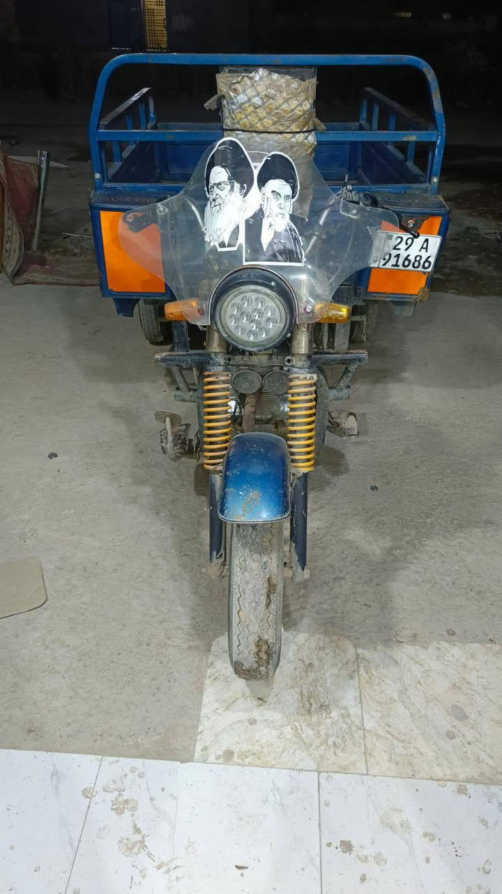 السلام،عليكم. شباب  ستوته. للبيع 2015 رقم وسنويه انكليزي باسمي مكينه 25ستوني شادها شاصي وركبه مكفولات. المكان كوت شارع النفط السعر اتصل ع الرقم ***********
