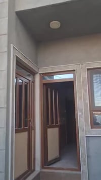 بيت طابقين • درج مشترك • دوميز حفتا بازار