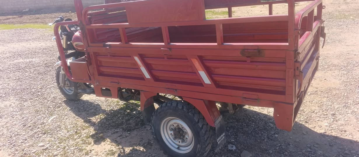 السلام عليكم للبيع ستوته فحل شرط بس تشغل كهربايات كله شغاله سلف اشاير سكن السعر مليون و100
غير متواجد على فيس ***********
