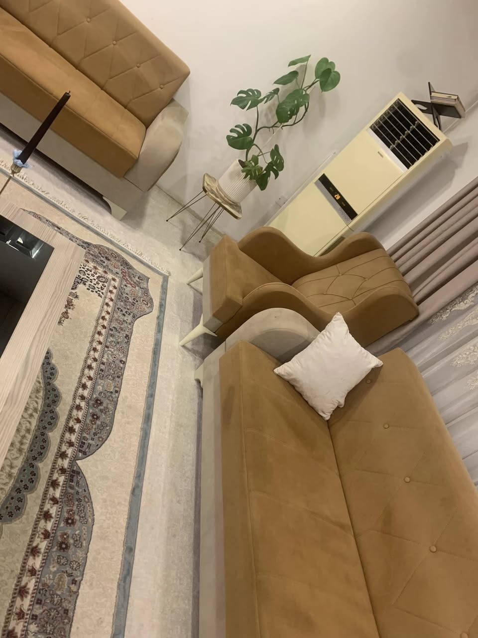 تخم نضيف وسبلت ومايكرو للبيع غراض بيتي كل عيب مابيهن بس اريد انتقل وابيعهم


**إذا كنت صاحب هذا الإعلان وتريد حذفه لأي سبب، رجاءا أرسل رسالة إلى الدعم الفني**