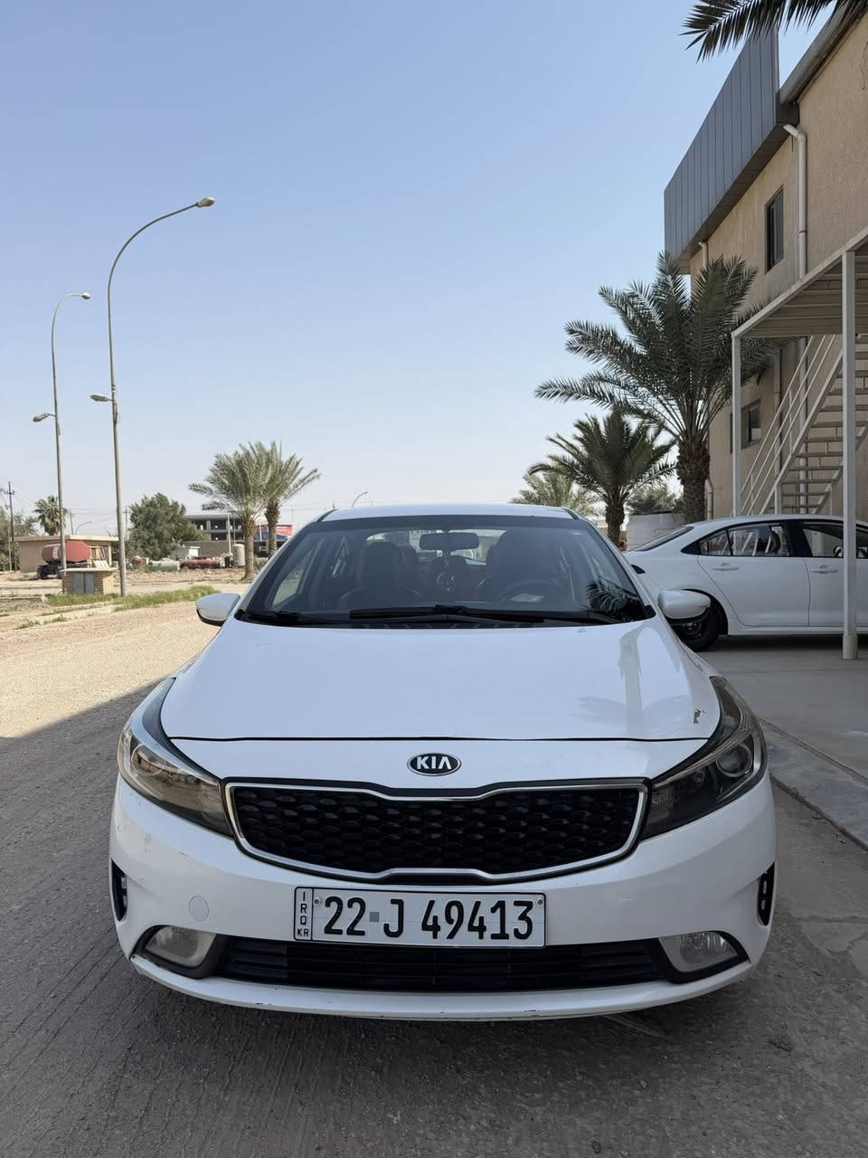 السلام عليكم للبيع كيا فورتي وارد كندي السيارة مكفولة لا صبغ ولا ضربة رقم أربيل الجديد ب اسمي ماشية١٣٤ الف كيلو كاملة ما بيها نقص اي شي مكاني بغداد زيونة
 السعر ١٢٧
رقمي ***********
