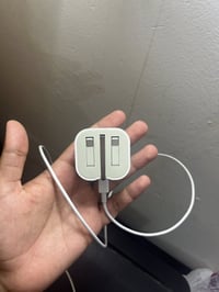 شاحن ايفون • كيبل • نضيف ٩٩٪