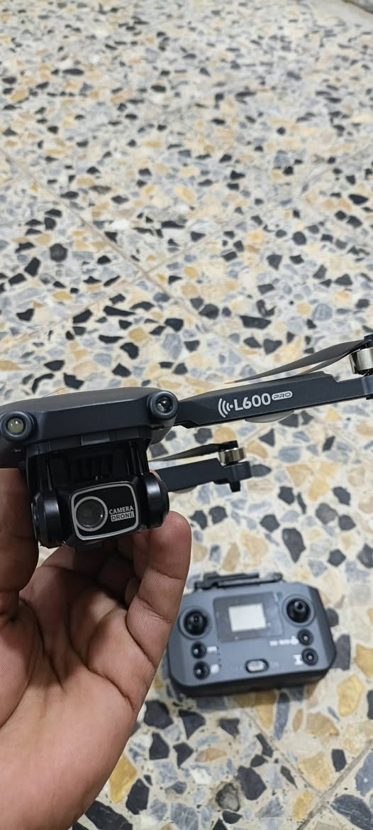 درون l600 pro كامل ملحقات نضافه 99 كما موضح توصيل بغداد فقط
تواصل خاص او وتساب ***********
