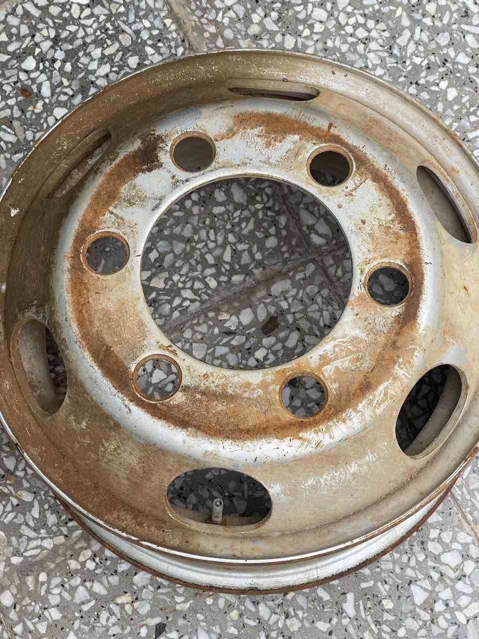 ويل حجم 16عدد 13ويل نضيفات


**إذا كنت صاحب هذا الإعلان وتريد حذفه لأي سبب، رجاءا أرسل رسالة إلى الدعم الفني**