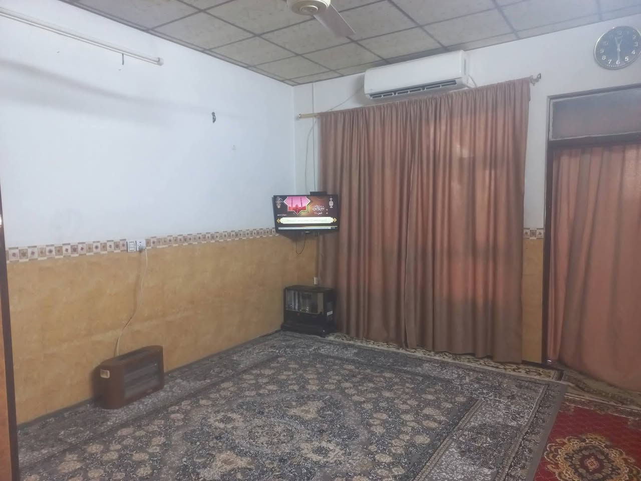 سڵاو هاوڕێیان 
سعری تەنها 250گڵاو معامەلە جاوەڕوانی 
ئەم جارە یان لەگازینۆ گەڕەکی ئازادی لەگەڵتانداین 
هەرزانی لای هەژارانە 
خانووبۆفرۆشتن شوێن کەلارگازینۆ
بەڕێزان ڕووبەری ئەم خانووە5×16واتا 80 متری دو قاتە دوماڵی سەربەخۆی تێدایە
فولکاشیە
 وێنەکان شاهیدی جوانی خانوەکە دەدەن
ماڵێکی هەتابڵێی جوان
شوێنێکی خۆشە
کۆڵانی پان
سعری هەرزان تەلەفوون بکە لەخزمەتانداین
ــــــــــــــــــــــــــــــــــــــــــــــــــــ
ژوورەکانی
میوان
جێشتخانە  
هۆڵ 
قاتی سێ بەیتونەیە گەورە بەسەربانەوەیە

ـــــــــــــــــــــــــــــــــــــــــــــــــــ
🍁🍂🍁🍂🍁🍂🍁🍂🍁🍂🍁🍂
بۆزانیاری زیاترپەیوەندیمان پێوە بکە
ژمارەکانی نووسینگە
***********
***********
***********
🍂🍁🍂🍁🍂🍁🍂🍁🍂🍁🍂🍁
نوسینگە مان لەکەلار و ڕزگاری
بۆ_کڕین_و_فرۆشتن_و_بەکرێدانی_هەموو_جۆرە_موڵکێک
خانوو_زەوی_شوقە_دوکان_باخ_دۆنم کەلار و ناحیەی ڕزگاری و لــە گـشت گــەەرمیـان
🍂🍁🍂🍁🍂🍁🍂🍁🍂🍁🍂🍁🍂
ئێوەی بەڕێزیش گەر موڵکتان هەیە دەتانەوێ بیفرۆشن
یان دەتانەوێ بکڕن یان بەکرێی بدەن  یان بەکرێی بگرن ئەوا دەتوانن تەواوی زانیاریەکان
ناونیشانی تەواوی موڵکەکەت،
چەن وێنەیەکی موڵکەکەت،
نرخی گونجاوی موڵکەکەت،
بنێرن_بۆ_پەیجەکەمان
🍂🍁🍂🍁🍂🍁🍂🍁🍂🍁🍂🍁🍂
