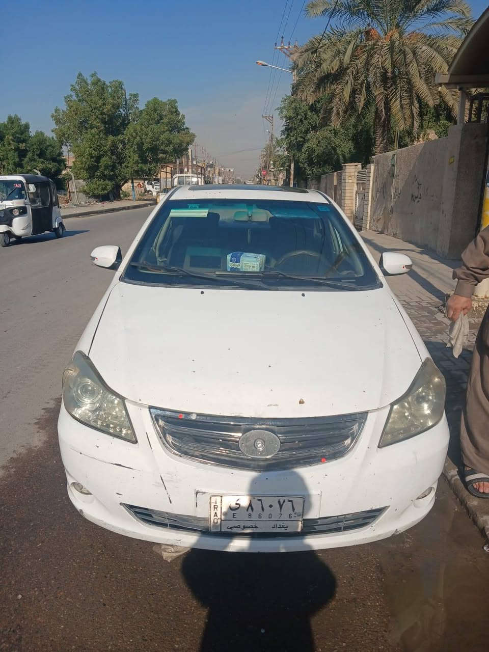 السلام عليكم
بي واي دي جي 3

محرك وكير خير من الله 

تبريد شغال 

تدفئه شغال 

حساسات بك 

فتحه سقف بنوراما

تحويل ثاني يوم 

بكانه الدوره شارع 120

سياره عليه اعتماد 
السعر 50وبيها مجال للطيبين 

بي واتساب ***********
