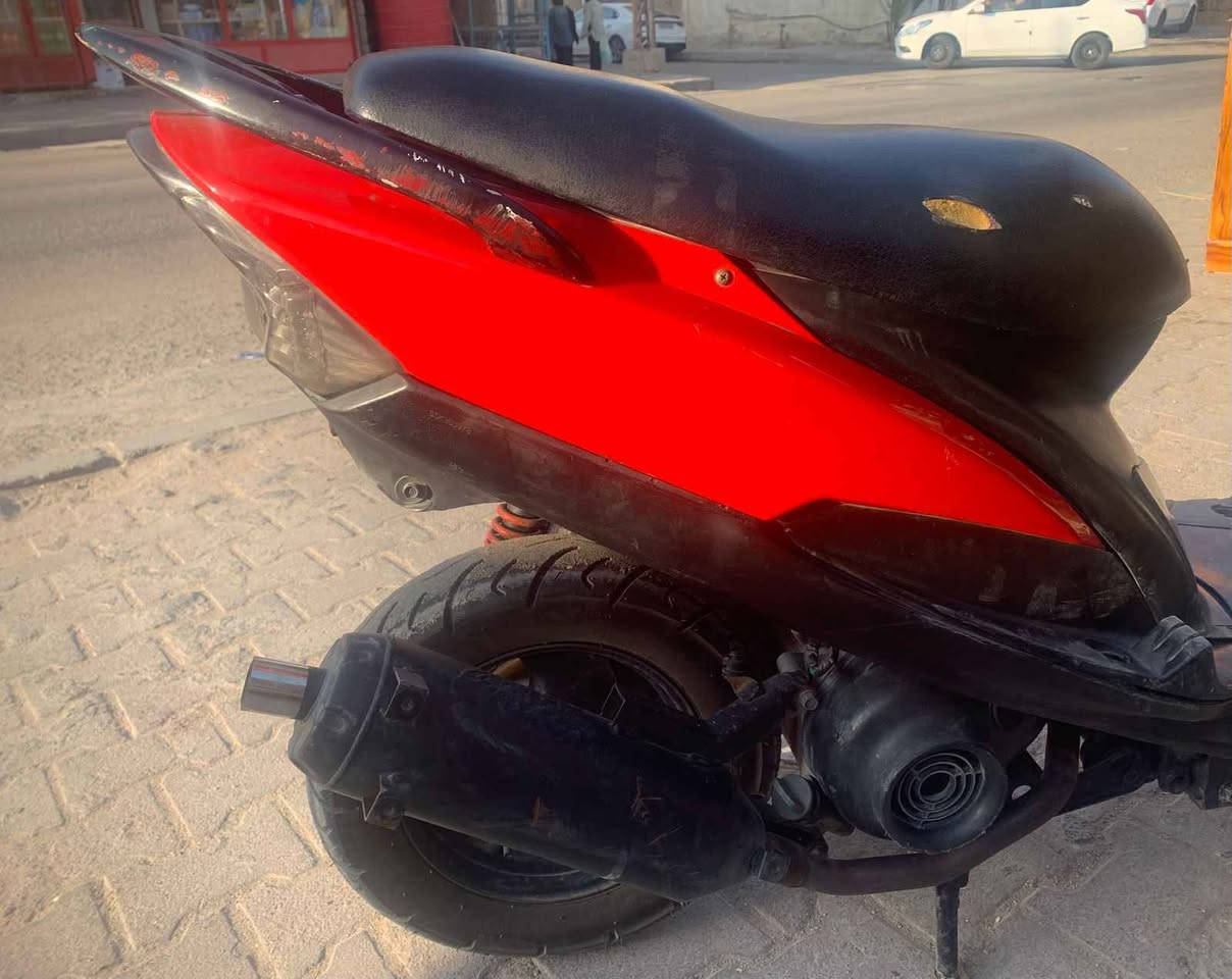 السلام عليكم دراجه ماكس عدله كامله كلشي شغال نكره سلف شغل واطلع ما عوزه شيء مكاني بصرة الجبيلة
اني مكلف بنشر رقم صاحب دراجه
*********** 
اتواصلو وياه 
سعر ٦٠٠ وبيه مجال أن شاء الله البصرة, العراق
