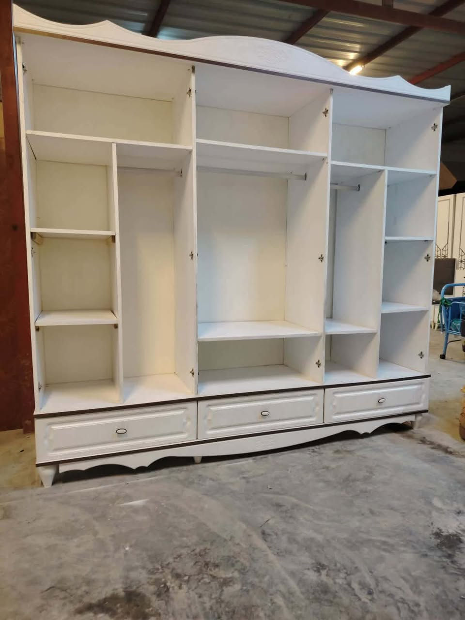 غرفة نوم مستعملة🇹🇷
غرفه شبابيه 👬
موديله الكانتري 🤍
أسره منفصله 💢
 نضافة90 ٪💯
عدد القطع / 6
نضام / أبواب 💢 
سعرها / 600 قفل 💸
شد ونقل داخل بغداد مجاني🚛
يوجود توصيل محافضات 🚛


**إذا كنت صاحب هذا الإعلان وتريد حذفه لأي سبب، رجاءا أرسل رسالة إلى الدعم الفني**