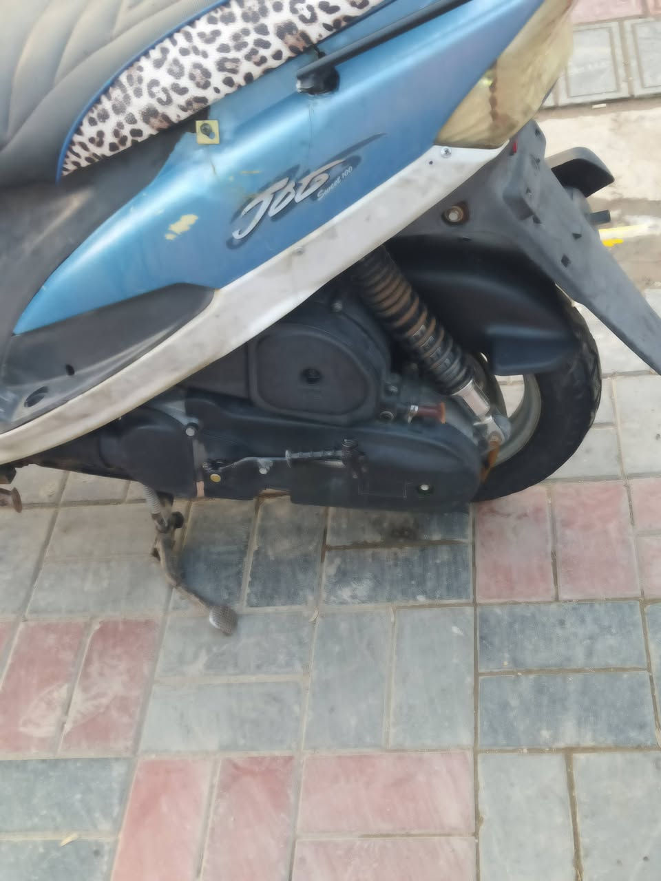 سلام عليكم ورحمه دراجه لبيع مبدله بيه قايش جديد او بستم او ولفات جدد سعر 650 او بيه مجال   قفل مكاني كربلاء طوريج  رقم ***********
