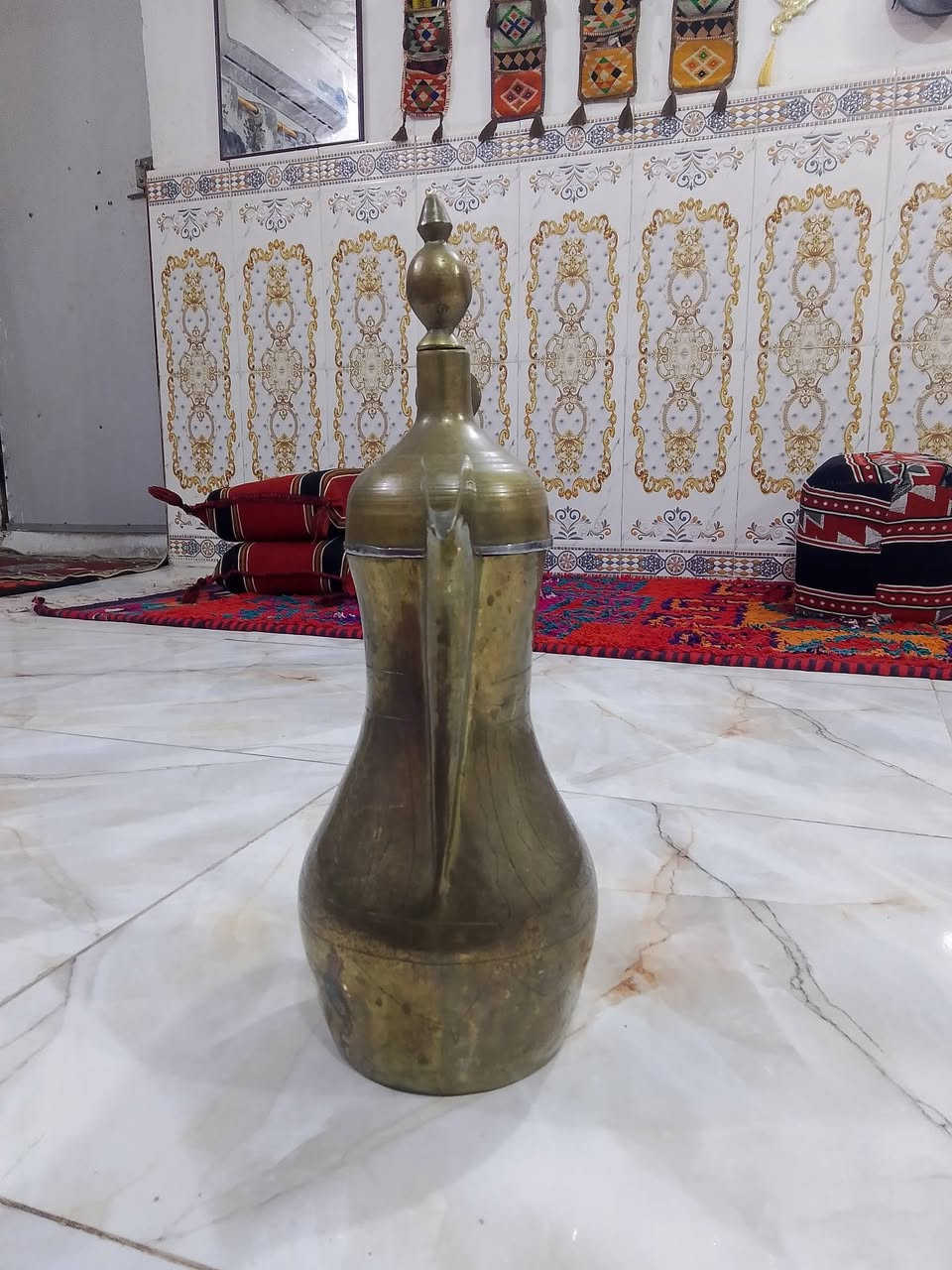 كمكم قديم رسلان للبيع طرق يدوي قياس 48 للستفسار اتصال *********** يوجد توصيل
