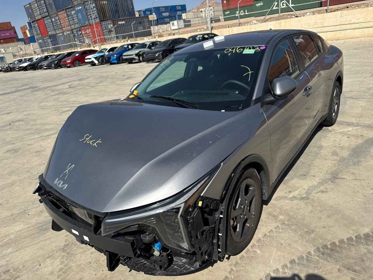 السلام عليكم 
K4للبيع بدون ايرباك 
عنوان كراده ٥٢
***********
السعر ١٣٨بيها مجال بسيط
