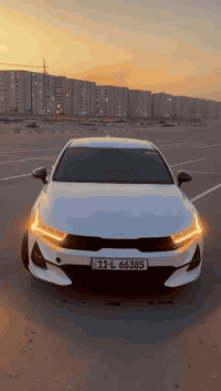 يا الله سلام عليكم 
k5 / 2024 
حادثهه حافه البنيد مصلح نفسه 
وبيهه بارد بحافه الجاملغ  قليل 
السياره ليبل واحد اي قطعه ما مبدل بيهه 
السياره جديده كلشش وما ناصهه شي ابد 
فول عدا البانوراما 
رادار امامي 
نقط عمياء 
تحديد مسار 
كشن كهرباء 
شحن لاسلكي 
حساسات امامي خلفي 
4 وضعيات قياده
بك لايت لد متصل 
كشنات تدفئه
سياقه ذاتيه 
تشغيل عن بعد 
مكينه كير كهربائيات مكفوله 
بدي السياره مكفول عدا حادث امريكه
ماشيه 30 مل
سعر   200ورقه وبيه مجال للشراي
للاستفسار تصل 
***********
