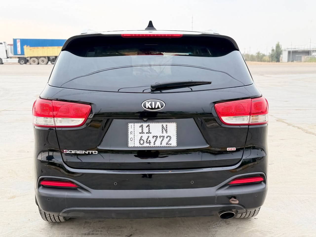 كيا.....سورنتو
موديل.......2016
وارد امريكي
رقم بغداد دولي
سلندر::4
راكب::7
مكينة 2400
تحكمات
كشن كهرباء
كاميرا
شاشة كبيرة
السيارة جديده
هاتف ***********
مكان السياره بغداد 
هاي كل التفاصيل مع صور الحادث
