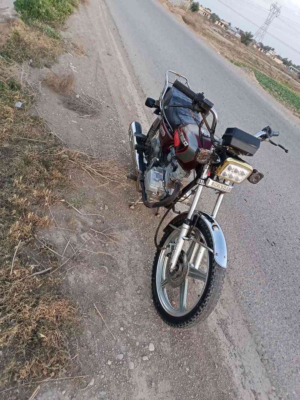 سلام عليكم خوان دراجه البيع دراجه سيفان خمسه كير دراجه خير من الله كلهة شغاله كهربايات لكل شغاله لا تبخير لا نضوح سعر 450قفل مكاني بغداد المدان ***********
