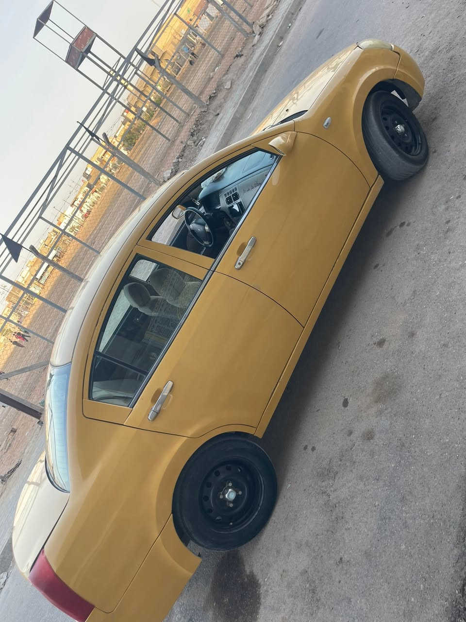 سلام عليكم شيري للبيع محور مكينه كامري 2000تبريد شغال ايضربه مابيه خياس مابيه خير من الله . شراي نتصل بيك خير ودلل***********
