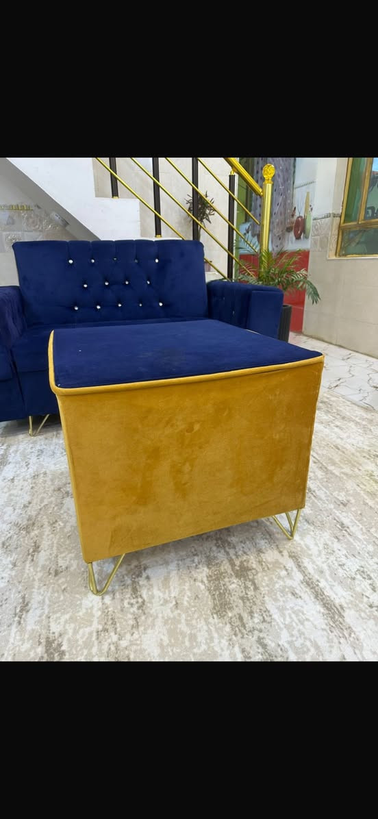 السلام عليكم
تخم 10 مقاعد مع طبلة وسطية شغّل عراقي 
السعر 250
للاستفسار ***********
