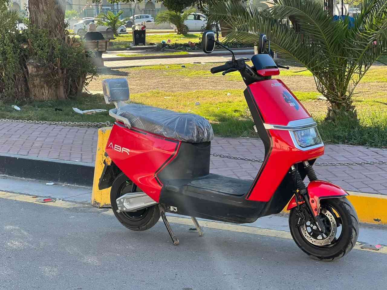 السلام عليكم دراجة فول مواصفات زيرو ٦بطاريات كبار 
 دراجة زيرو وصل الشراء موجودة سعرها ٧٥٠ قفل مكاني 
بغداد حي العامل رقمي ***********
