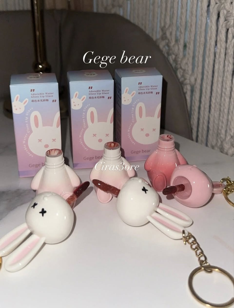 السلام عليكم عندي 38 قطعة تصفية بيج اريد ابيعهن كلهن 
متكونات من ايلاينر الوان
كونسيلر نوعيتين
بلشر خدود
سيروم كركم
مرطب كركم
صابونة كركم
مقشر جسم
سبري مثبت مكياج كلتر
فرش
كلادة
تنت
لوس باودر مثبت كونسيلر
ايشاديو للعيون
حمرة كلوس
حمرة مات ناشفة 
حمرة كيكو
رموش اصلية


**إذا كنت صاحب هذا الإعلان وتريد حذفه لأي سبب، رجاءا أرسل رسالة إلى الدعم الفني**