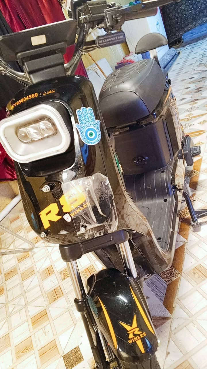 السلام عليكم
دراجه شحن R8للبيع نضيفه حيل مواصفات بلوثوث ترجع الئ الخلف R تشغيل كرت تشغيل سويج 
السعر 400بيها مجال


**إذا كنت صاحب هذا الإعلان وتريد حذفه لأي سبب، رجاءا أرسل رسالة إلى الدعم الفني**