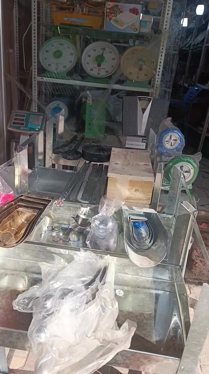 نورونه للمحل حبايب للاستفسار ومعرفة باقي الأمور الاتصال على الرقم
(  ***********  ) 
محلات  هيثم الشمري  ابو زينب    اهلا بيكم وحياكم الله ( عنوان المحل شارع العلاوي خلف السوق العصري  )
