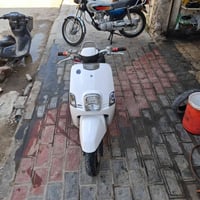 بوليسي • معدل • ناعمه