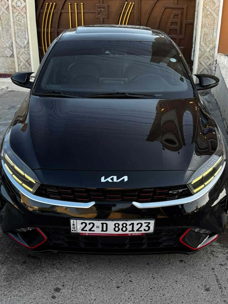 كيا فورتي GT موديل 2022
Kia Forte GT 2022

🌍 المدينة –  بغداد -  بسمايه 
رقم الهاتف :*********** 
.  🛣️  المسافة المقطوعة    -99 الف    كيلو
------------------------------------------------------------ 
✅ المواصفات :

كيا فورتي GT موديل 2022
🇺🇸 وارد أمريكي
ماشية 99 ألف كيلو

✅ محرك 1600 تيربو
✅ 4 سلندر قوة وعزم ممتاز
✅ GT فول مواصفات
✅ جير أوتوماتيك رياضي
✅ تشغيل بصمة
✅ دخول ذكي
✅ شاشة كبيرة حديثة
✅ كاميرا خلفية
✅ Bluetooth
✅ Apple CarPlay + Android Auto
✅ تحكم ستيرن
✅ تحكم صوت من المقود
✅ مثبت سرعة
✅ إنارة LED
✅ كشافات ضباب
✅ سنسرات أمامية وخلفية
✅ فتحة سقف
✅ تبريد قوي جداً
✅ مقاعد جلد رياضية
✅ ديكور داخلي رياضي وفخم
✅ رنكات GT أصلية
✅ نظام ECO لتوفير الوقود
✅ ABS + نظام توازن
✅ مانع انزلاق
✅ وسائد هوائية متعددة
✅ ثبات عالي بالطريق
✅ سيارة مرتبة جداً وما تحتاج أي صرف
📍ملاحظات السيارة:
حادث جاملغ خلفي و جاملغ امامي
السعر 132
