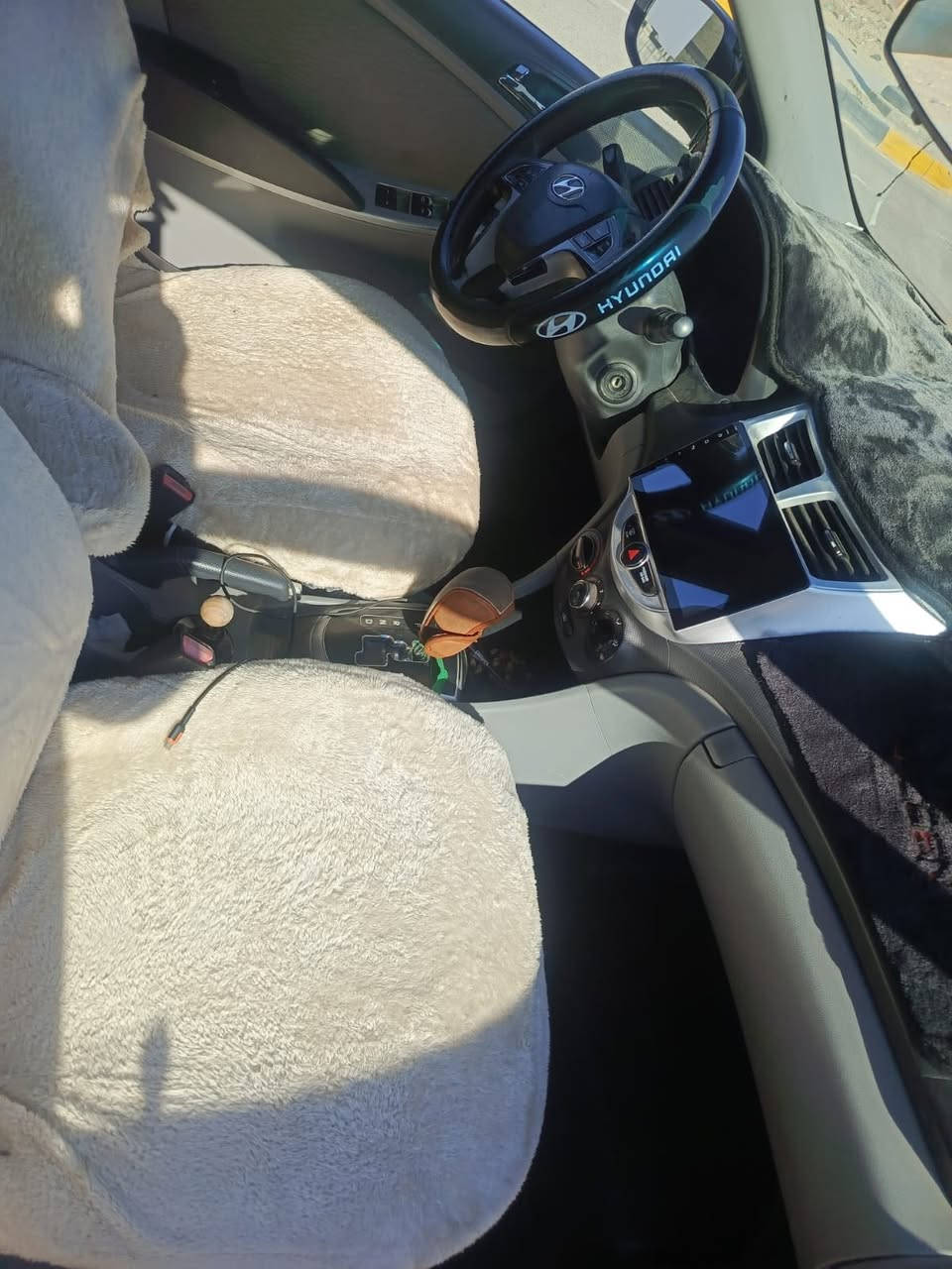 اكسنت مديل13 مريكي بيهة بنيد وجاملق تحويل ثاني يوم سعر 85 وبيهة مجال ***********
